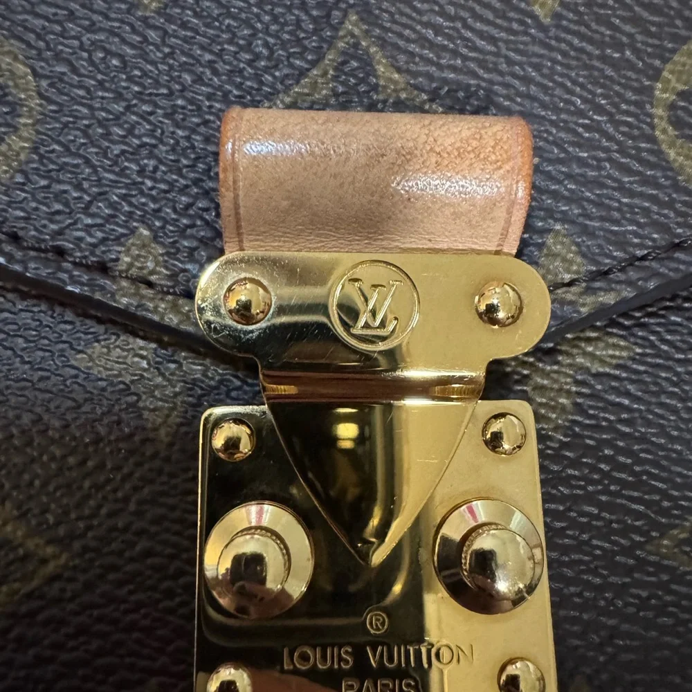 Louis Vuitton Brown Monogram Pochette Métis Crossbody - Picture 9 of 17